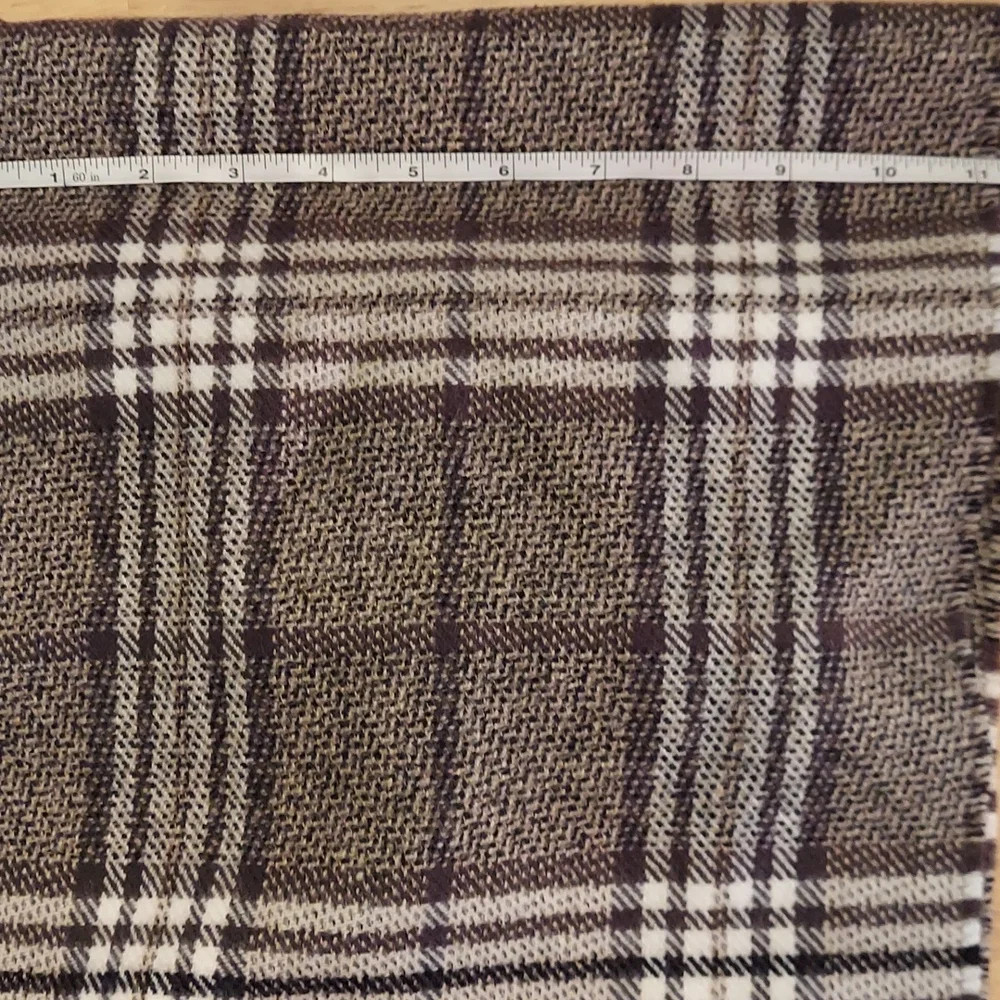 New John Ashford Plaid Winter Scarf Fringe Ends - Picture 3 of 3